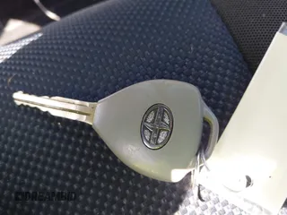 2005 Scion tC z VIN JTKDE177750018300, wystawiony jako IAAI lot #42287128 z przebiegiem 188 278 mil mil oraz . Historia ofert i sprzedaży dostępna na DreamBid. Obrazek 11.