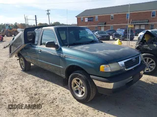 1998 Mazda B-Series Truck DS z VIN 4F4YR16U2WTM42236, wystawiony jako IAAI lot #40971584 z przebiegiem 143 503 mil mil oraz . Historia ofert i sprzedaży dostępna na DreamBid. Obrazek 1.