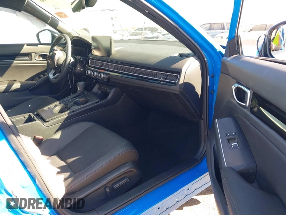 2025 Honda Civic Sport Touring z VIN 19XFL4H95SE006866, wystawiony jako IAAI lot #41640900 z przebiegiem 1 748 mil mil oraz . Historia ofert i sprzedaży dostępna na DreamBid. Obrazek 5.