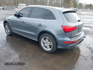 2016 Audi Q5 Premium Plus z VIN WA1D7AFP9GA112477, wystawiony jako IAAI lot #41520842 z przebiegiem 132 497 mil mil oraz . Historia ofert i sprzedaży dostępna na DreamBid. Obrazek 3.