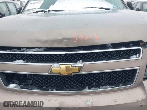 2007 Chevrolet Suburban LT with VIN 1GNFK16347J312488, listed as a IAAI auction lot 41569438 with 190,635 mi miles. Bid and sale history available at carsss.com. Image 10.