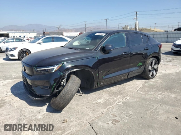 2023 Volvo C40 Ultimate z VIN YV4ED3GM6P2044486, wystawiony jako Copart lot #73490134 z przebiegiem 41 865 mil mil oraz Szkoda całkowita • Salvage title. Historia ofert i sprzedaży dostępna na DreamBid. Obrazek 1.