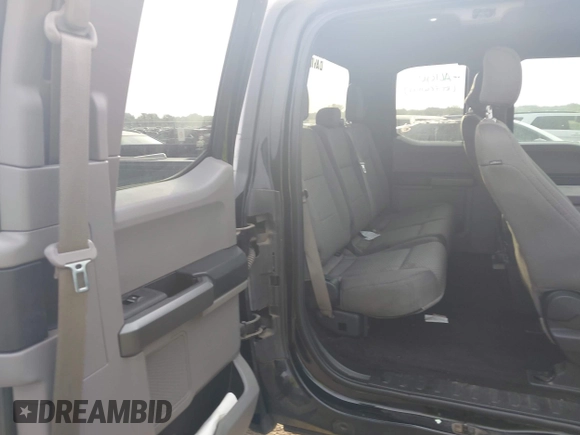 2016 Ford F-150 XL с VIN 1FTEX1CP2GKF10509, выставлен на аукционе IAAI как лот 42406612 с пробегом 111 956 миль миль и . История ставок и продаж доступна на DreamBid. Изображение 8.