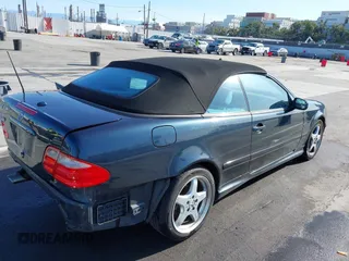 2003 Mercedes-Benz CLK 430 with VIN WDBLK70G03T141164, listed as a IAAI auction lot 41916811 with 202,915 mi miles and . Bid and sale history available at carsss.com. Image 4.