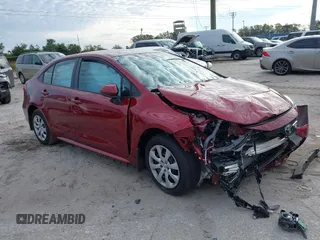 2025 Toyota Corolla LE z VIN 5YFB4MDE8SP250072, wystawiony jako IAAI lot #41282355 z przebiegiem 883 mil mil oraz . Historia ofert i sprzedaży dostępna na DreamBid. Obrazek 1.
