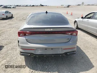 2022 Kia K5 GT-Line z VIN 5XXG64J28NG085177, wystawiony jako Copart lot #61235273 z przebiegiem 31 846 mil mil oraz Nie do naprawy • Non repairable. Historia ofert i sprzedaży dostępna na DreamBid. Obrazek 6.