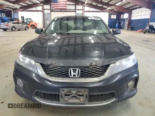 2013 Honda Accord EX z VIN 1HGCT1A70DA012902, wystawiony jako Copart lot #50339055 z przebiegiem 300 017 mil mil oraz Tytuł czysty. Historia ofert i sprzedaży dostępna na DreamBid. Obrazek 5.