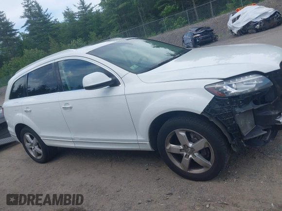 2015 Audi Q7 Premium Plus with VIN WA1LGAFE3FD008123, listed as a IAAI auction lot 42524845 with 94,785 mi miles and . Bid and sale history available at DreamBid. Image 14.