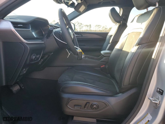 2023 Jeep Grand Cherokee Altitude with VIN 1C4RJHAG6PC642553, listed as a Copart auction lot 42200265 with 12,634 mi miles and Salvage Title. Bid and sale history available at carsss.com. Image 7.