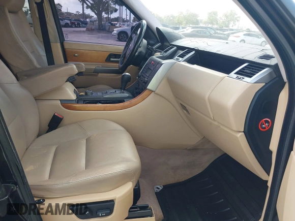 2006 Land Rover Range Rover Sport HSE with VIN SALSF25476A981535, listed as a IAAI auction lot 42117778 with 185,322 mi miles and . Bid and sale history available at DreamBid. Image 5.