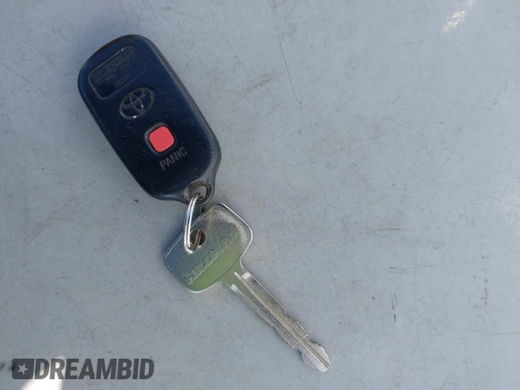 2003 Toyota Avalon XL z VIN 4T1BF28B93U274928, wystawiony jako IAAI lot #42034461 z przebiegiem 150 549 mil mil oraz . Historia ofert i sprzedaży dostępna na DreamBid. Obrazek 11.