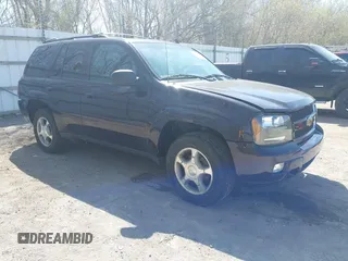2009 Chevrolet TrailBlazer LT w/2LT with VIN 1GNDT33S092101667, listed as a IAAI auction lot 42124720 with 114,705 mi miles. Bid and sale history available at carsss.com. Image 1.