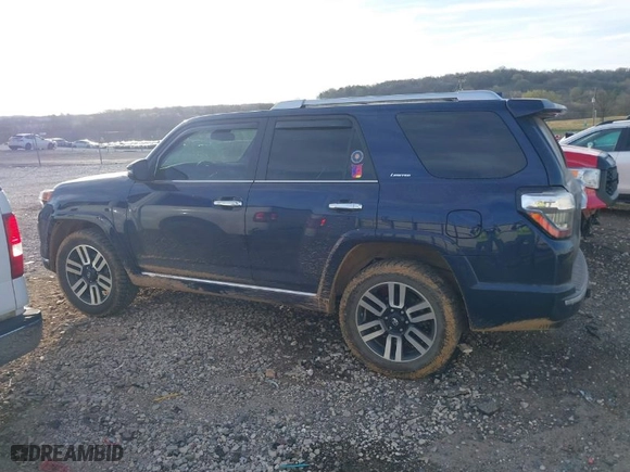 2020 Toyota 4Runner SR5 with VIN JTEBU5JR2L5830456, listed as a IAAI auction lot 41805595 with 52,525 mi miles. Bid and sale history available at carsss.com. Image 15.