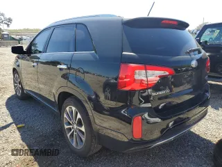 2014 Kia Sorento SX with VIN 5XYKW4A71EG442717, listed as a Copart auction lot 48193205 with 105,884 mi miles and Salvage Title. Bid and sale history available at carsss.com. Image 2.