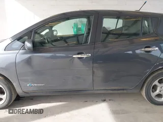 2013 Nissan LEAF SL с VIN 1N4AZ0CP0DC405904, выставлен на аукционе IAAI как лот 42211249 с пробегом 61 021 миль миль и . История ставок и продаж доступна на DreamBid. Изображение 6.