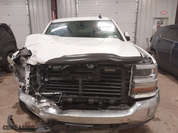 2018 Chevrolet Silverado 1500 LT with VIN 2GCVKREC6J1109169, listed as a IAAI auction lot 41729537 with 76,380 mi miles. Bid and sale history available at carsss.com. Image 12.