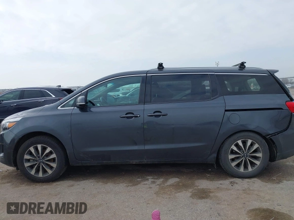 2015 Kia Sedona EX with VIN KNDMC5C10F6081596, listed as a IAAI auction lot 41508912 with 120,845 mi miles. Bid and sale history available at carsss.com. Image 14.