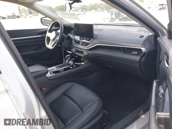 2023 Nissan Altima SL with VIN 1N4BL4EV6PN413992, listed as a IAAI auction lot 41644642 with 40,974 mi miles and . Bid and sale history available at DreamBid. Image 5.