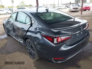 2024 Lexus ES with VIN 58ADA1C15RU050623, listed as a IAAI auction lot 41831176 with 4,463 mi miles. Bid and sale history available at carsss.com. Image 3.