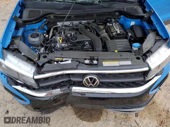 2022 Volkswagen Taos SE z VIN 3VVLX7B27NM062985, wystawiony jako Copart lot #51644395 z przebiegiem 41 883 mil mil oraz Szkody całkowita. Historia ofert i sprzedaży dostępna na DreamBid. Obrazek 13.