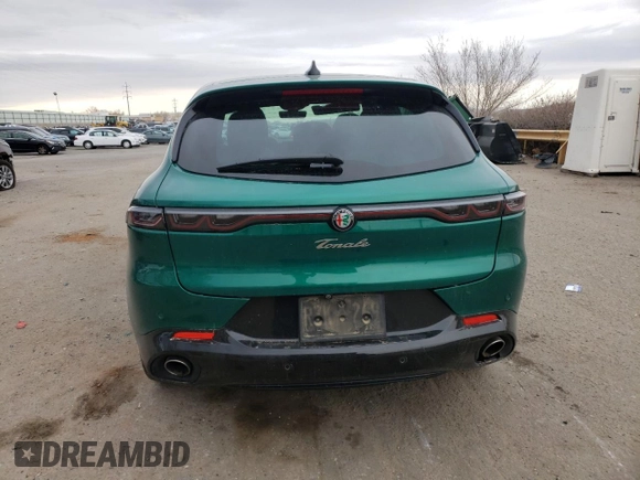 2024 Alfa Romeo Tonale Veloce z VIN ZASPATDW7R3055525, wystawiony jako Copart lot #45515505 z przebiegiem 4 503 mil mil oraz Szkoda całkowita • Salvage title. Historia ofert i sprzedaży dostępna na DreamBid. Obrazek 6.