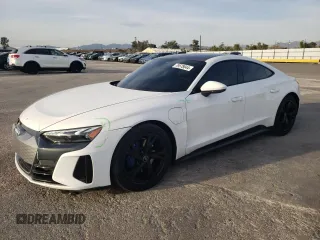 2022 Audi e-tron GT Premium Plus z VIN WAUFJBFWXN7008620, wystawiony jako Copart lot #79578044 z przebiegiem 25 026 mil mil oraz Szkody całkowita. Historia ofert i sprzedaży dostępna na DreamBid. Obrazek 1.