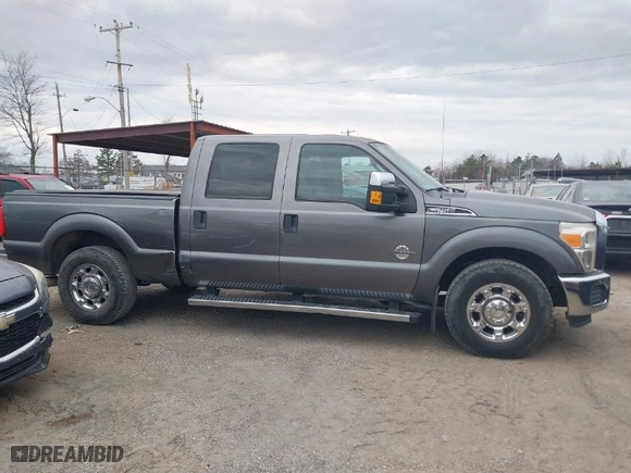 2013 Ford Super Duty F-250 SRW XL with VIN 1FT7W2AT2DEA59223, listed as a IAAI auction lot 41698939 with 189,972 mi miles. Bid and sale history available at carsss.com. Image 13.