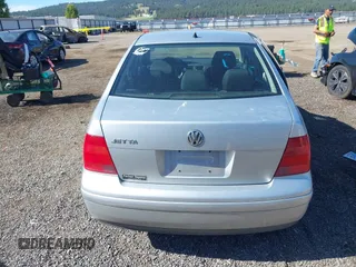 2003 Volkswagen Jetta GL с VIN 3VWRK69M93M111252, выставлен на аукционе IAAI как лот 42367804 с пробегом 238 417 миль миль и . История ставок и продаж доступна на DreamBid. Изображение 17.