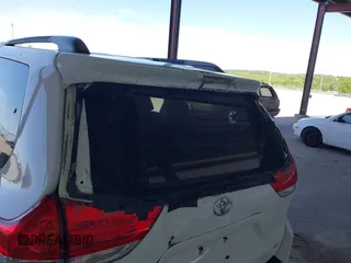 2014 Toyota Sienna LE AAS with VIN 5TDKK3DC2ES434546, listed as a IAAI auction lot 42227745 with 175,445 mi miles and . Bid and sale history available at DreamBid. Image 6.
