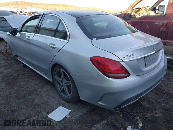 2015 Mercedes-Benz C-Class C 300 Luxury with VIN 55SWF4KB6FU005257, listed as a IAAI auction lot 41675298 with 126,263 mi miles. Bid and sale history available at carsss.com. Image 3.