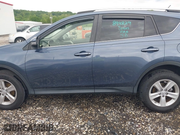 2013 Toyota RAV4 XLE with VIN JTMRFREV3DD038061, listed as a IAAI auction lot 42129300 with 79,064 mi miles and . Bid and sale history available at DreamBid. Image 15.