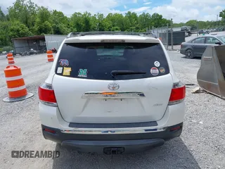 2013 Toyota Highlander Limited with VIN 5TDDK3EHXDS277513, listed as a IAAI auction lot 42506268 with 246,346 mi miles and . Bid and sale history available at DreamBid. Image 16.