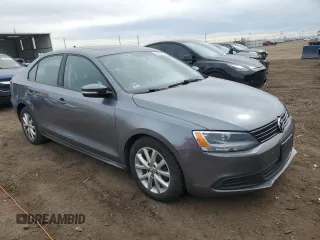 2011 Volkswagen Jetta SE z VIN 3VWDZ7AJ1BM348118, wystawiony jako Copart lot #45446685 z przebiegiem 121 414 mil mil oraz Szkoda całkowita • Salvage title. Historia ofert i sprzedaży dostępna na DreamBid. Obrazek 4.