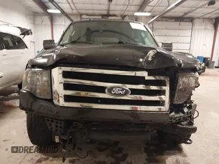 2013 Ford Expedition Max Limited z VIN 1FMJK2A54DEF56319, wystawiony jako IAAI lot #41202424 z przebiegiem 200 200 mil mil oraz . Historia ofert i sprzedaży dostępna na DreamBid. Obrazek 13.