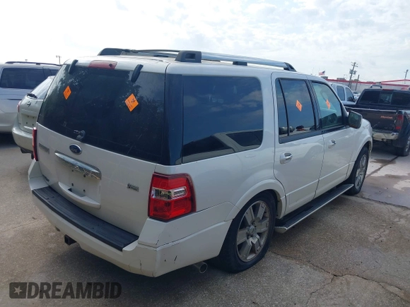 2010 Ford Expedition Limited z VIN 1FMJU1K5XAEA58785, wystawiony jako IAAI lot #42740811 z przebiegiem Nie podano mil oraz . Historia ofert i sprzedaży dostępna na DreamBid. Obrazek 4.