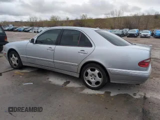 2002 Mercedes-Benz E-Class AWD with VIN WDBJF83J62X072710, listed as a Copart auction lot 54703715 with 114,435 mi miles and Clean Title. Bid and sale history available at carsss.com. Image 2.