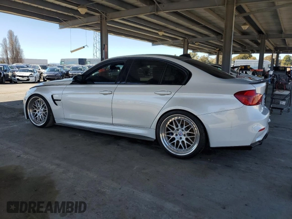 2018 BMW M3 z VIN WBS8M9C58J5J78545, wystawiony jako Copart lot #48081745 z przebiegiem 48 166 mil mil oraz Szkody całkowita. Historia ofert i sprzedaży dostępna na DreamBid. Obrazek 2.