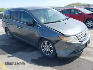 2011 Honda Odyssey EX-L с VIN 5FNRL5H69BB092752, выставлен на аукционе IAAI как лот 42245534 с пробегом 142 718 миль миль и . История ставок и продаж доступна на DreamBid. Изображение 1.