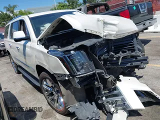 2015 Cadillac Escalade ESV Luxury z VIN 1GYS4SKJ8FR734821, wystawiony jako IAAI lot #42315537 z przebiegiem Nie podano mil oraz . Historia ofert i sprzedaży dostępna na DreamBid. Obrazek 1.