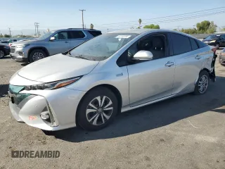 2017 Toyota Prius Plus with VIN JTDKARFP4H3064650, listed as a Copart auction lot 60740765 with 114,460 mi miles and Salvage title. Bid and sale history available at DreamBid. Image 1.
