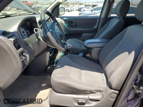 2004 Ford Escape XLT с VIN 1FMYU03114KA86176, выставлен на аукционе Copart как лот 56349235 с пробегом 232 849 миль миль и Списание • Salvage title. История ставок и продаж доступна на DreamBid. Изображение 7.