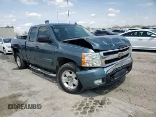 2007 Chevrolet Silverado 1500 1LT with VIN 1GCEK19047Z562949, listed as a Copart auction lot 52038545 with 266,966 mi miles and Salvage Title. Bid and sale history available at DreamBid. Image 15.
