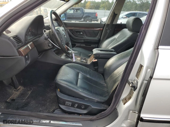 2001 BMW 7 Series 740iA with VIN WBAGG83441DN88709, listed as a Copart auction lot 77776194 with 0 mi miles and Salvage Title. Bid and sale history available at carsss.com. Image 7.