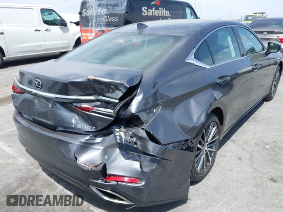 2022 Lexus ES 350 z VIN 58ADZ1B1XNU121500, wystawiony jako IAAI lot #42238205 z przebiegiem 20 330 mil mil oraz . Historia ofert i sprzedaży dostępna na DreamBid. Obrazek 6.