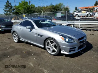 2015 Mercedes-Benz SLK-Class SLK 250 with VIN WDDPK4HA9FF102437, listed as a Copart auction lot 55301104 with 79,313 mi miles and Salvage Title. Bid and sale history available at carsss.com. Image 4.