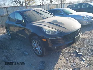 2015 Porsche Macan S with VIN WP1AB2A53FLB52686, listed as a IAAI auction lot 41769132 with 55,127 mi miles. Bid and sale history available at carsss.com. Image 1.