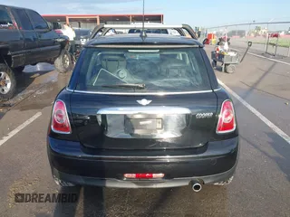2012 MINI Hardtop with VIN WMWSU3C50CT185690, listed as a IAAI auction lot 42367571 with 63,303 mi miles and . Bid and sale history available at DreamBid. Image 17.