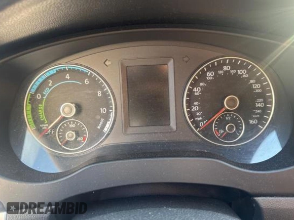 2013 Volkswagen Jetta Hybrid SE с VIN 3VW637AJ1DM296938, выставлен на аукционе Copart как лот 43277665 с пробегом Не указан миль и Чистый • Clean title. История ставок и продаж доступна на DreamBid. Изображение 8.