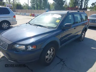 2003 Volvo V70 XC70 с VIN YV1SZ59H231101084, выставлен на аукционе IAAI как лот 42228479 с пробегом 136 188 миль миль и . История ставок и продаж доступна на DreamBid. Изображение 6.