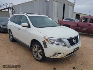 2013 Nissan Pathfinder SL with VIN 5N1AR2MN5DC668453, listed as a IAAI auction lot 41616759 with 188,915 mi miles. Bid and sale history available at carsss.com. Image 1.